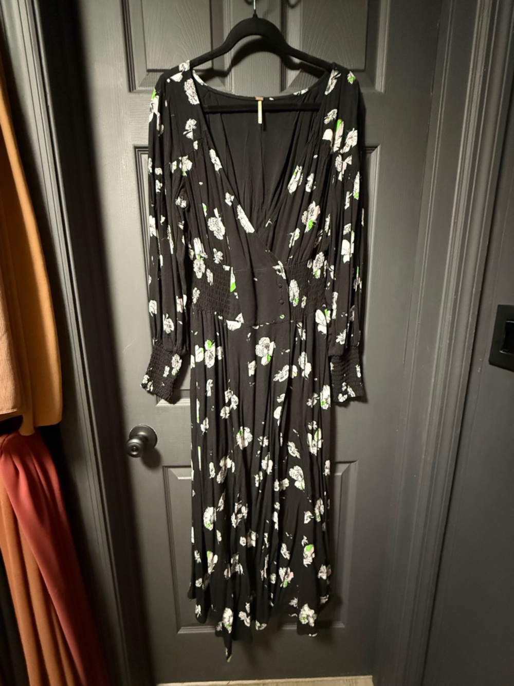 Free People Black Floral V-Neck Long Sleeve Midi Dress